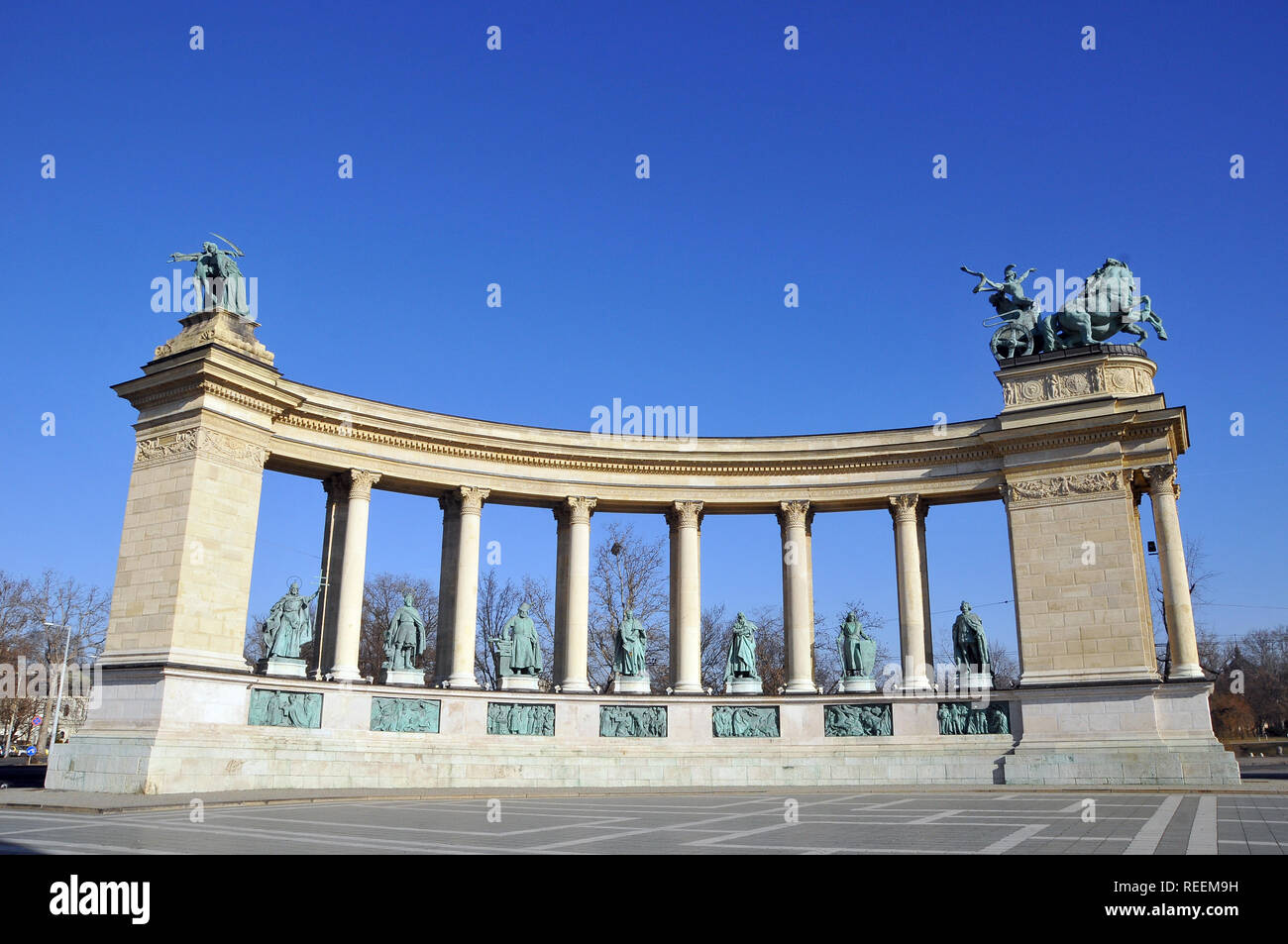 La Piazza degli Eroi è una delle piazze principali di Budapest, Ungheria. Monumento millenario. Hősök tere Foto Stock