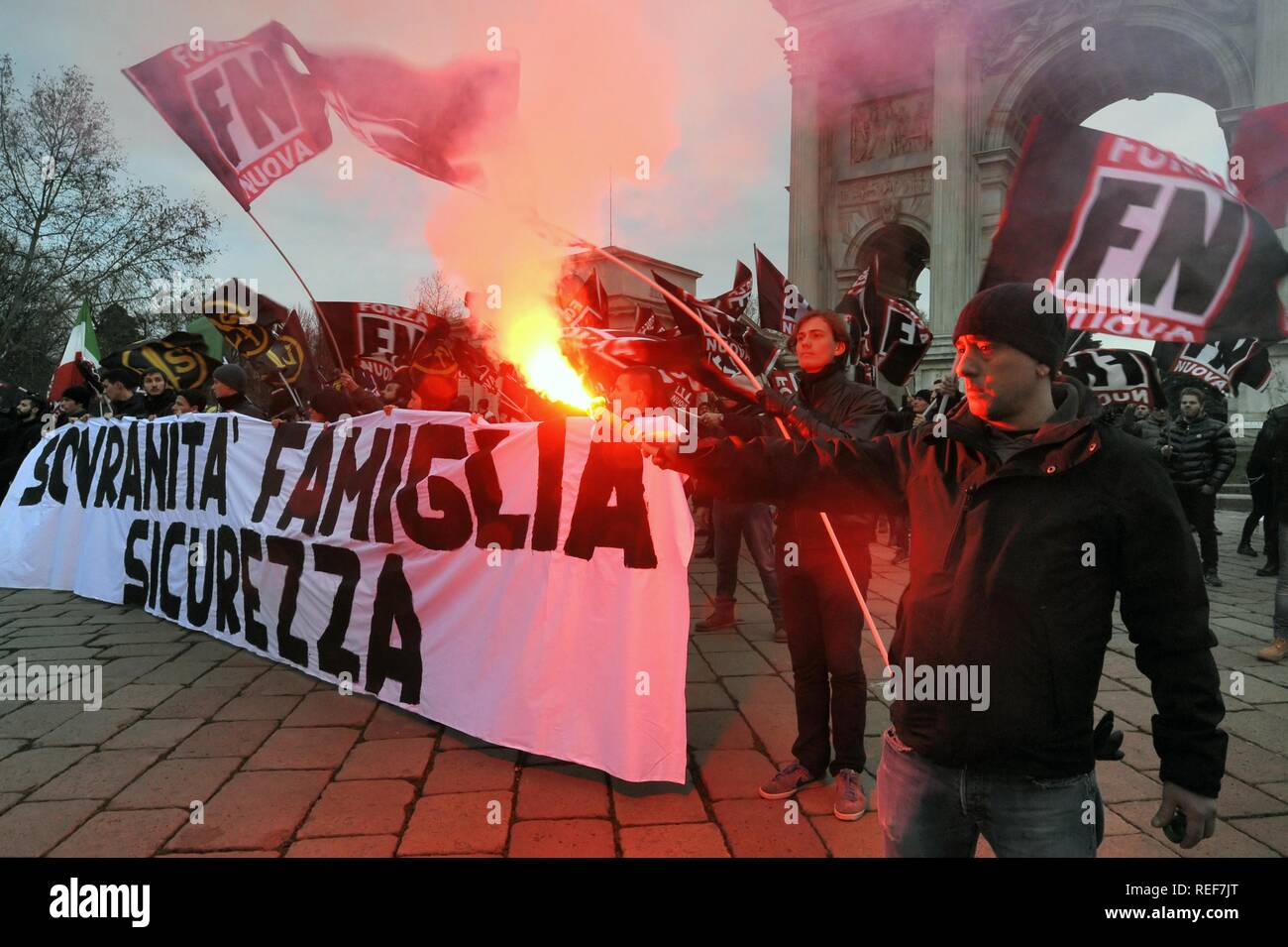 Milano (Italia), sale riunioni di estrema destra gruppo politico Forza Nuova Foto Stock