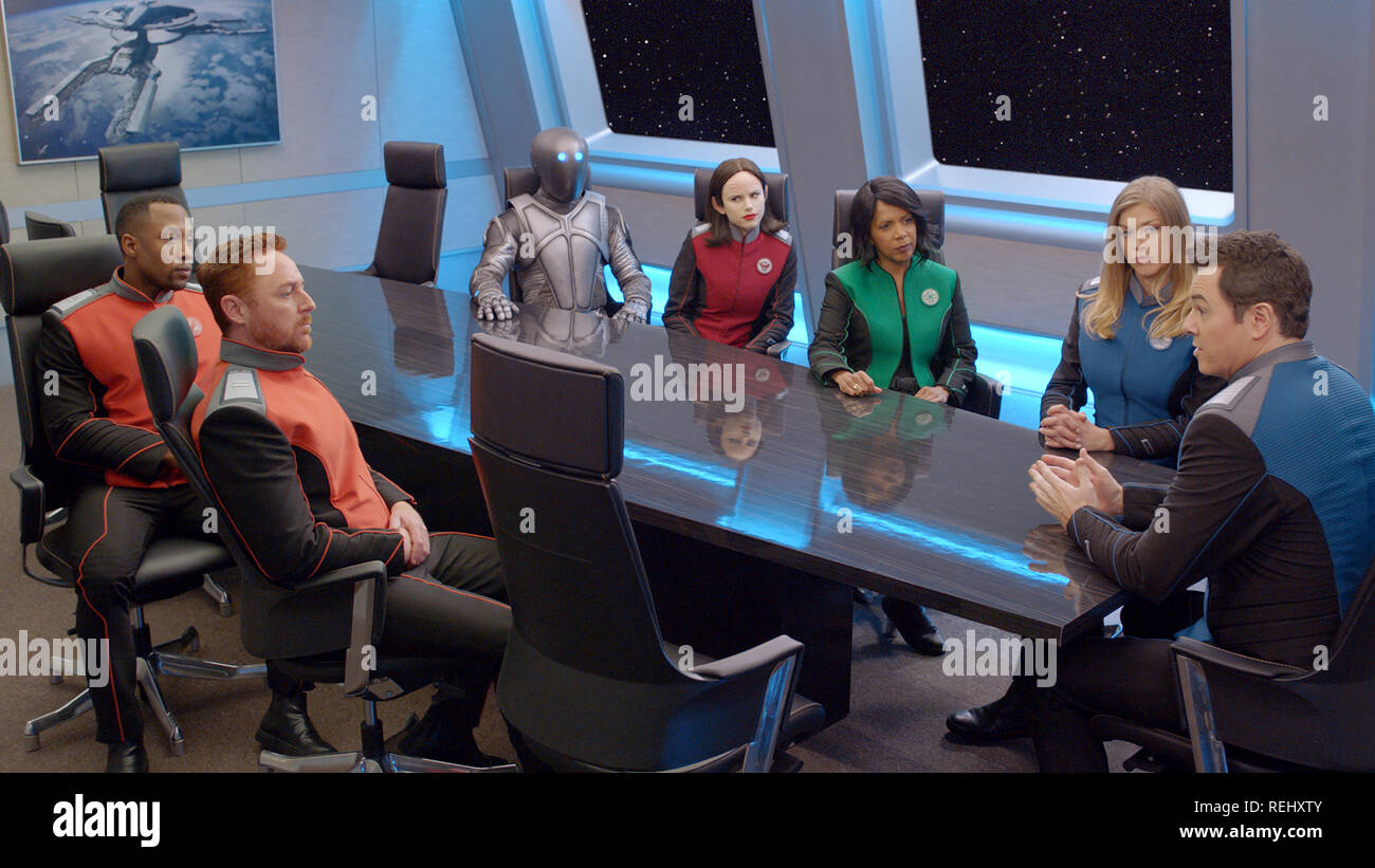J Lee, Scott Grimes, Mark Jackson, Halston Sage, Penny Johnson Jerald, Adrianne Palicki, Seth MacFarlane, 'l'Orville' stagione 2 (2018) Credito: Fox Broadcasting Co. / L'archivio di Hollywood Foto Stock