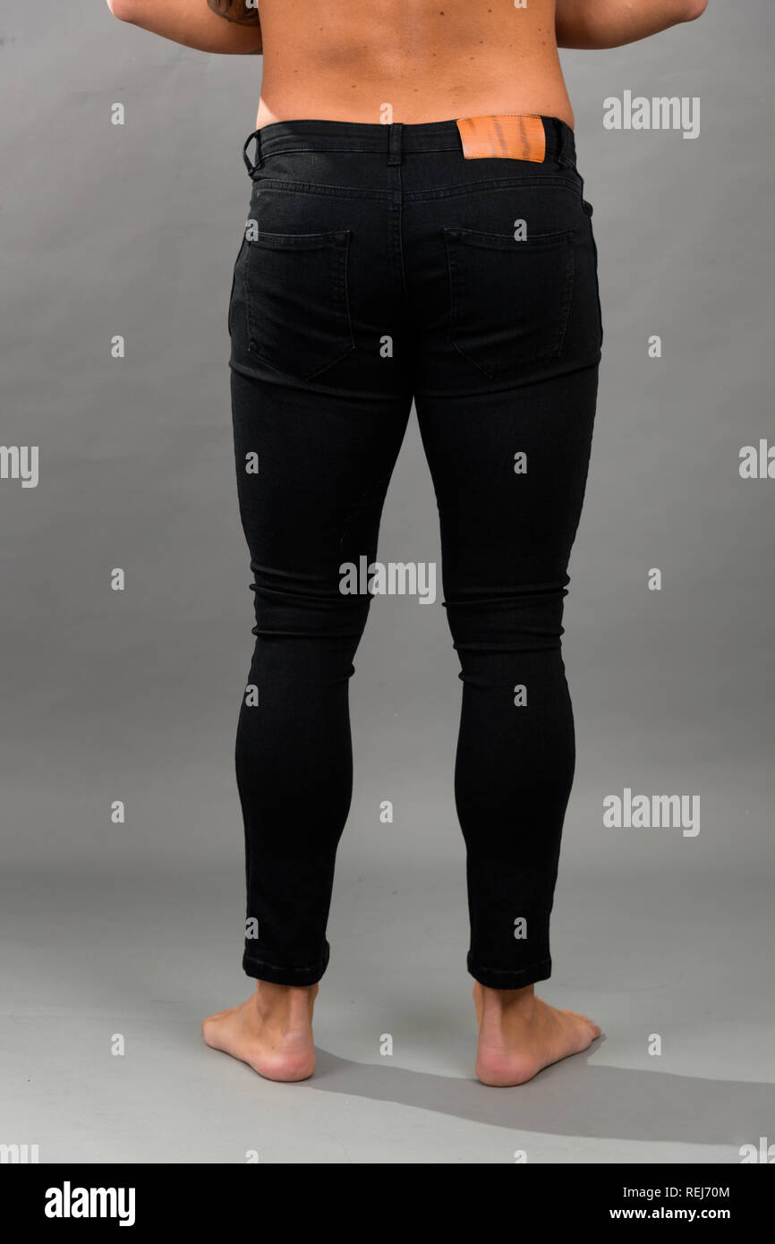 Jeans Attillati Immagini e Fotos Stock - Alamy