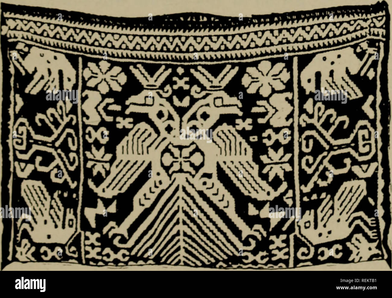 . Le antiche civiltà del Messico e America centrale. Gli indiani del Messico; Indiani dell America Centrale. Introduzione 37 senza modifiche da influenze spagnole. Basketry, tex- piastrelle e ceramiche sono state mantenute dalla loro così come molte cerimonie religiose. Più lontano sud tra il Cora e vi Huichol arco anche surviv- ing arti. I tessuti di questi indiani sono 2<V? * 2V£/2ttfUV£/^un?UV£/?R£U ^vs/^vn^rs^x^iSA^xsv^v fig. S. Design sul moderno nastro Huichol.. Fig. 9. Custodia in tessuto di indiani Huichol mostra Two-Headed Austrian Eagle. molto bella ma ha introdotto le idee sono spesso stati. Fo Foto Stock