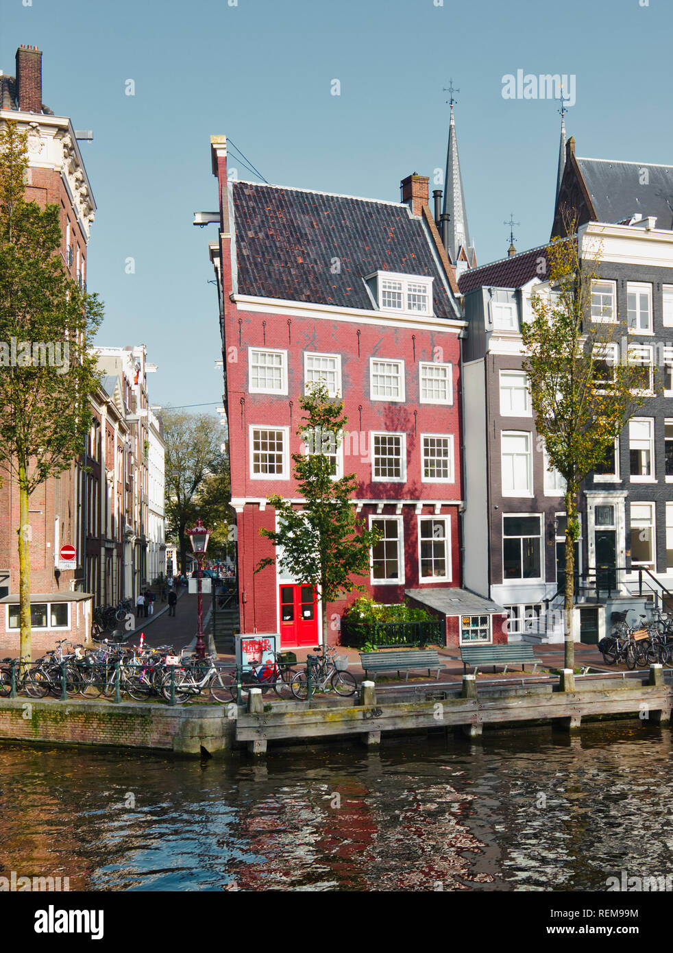 Case sul canale, tipica architettura Olandese, Prinsengracht Amsterdam, Olanda, Europa Foto Stock