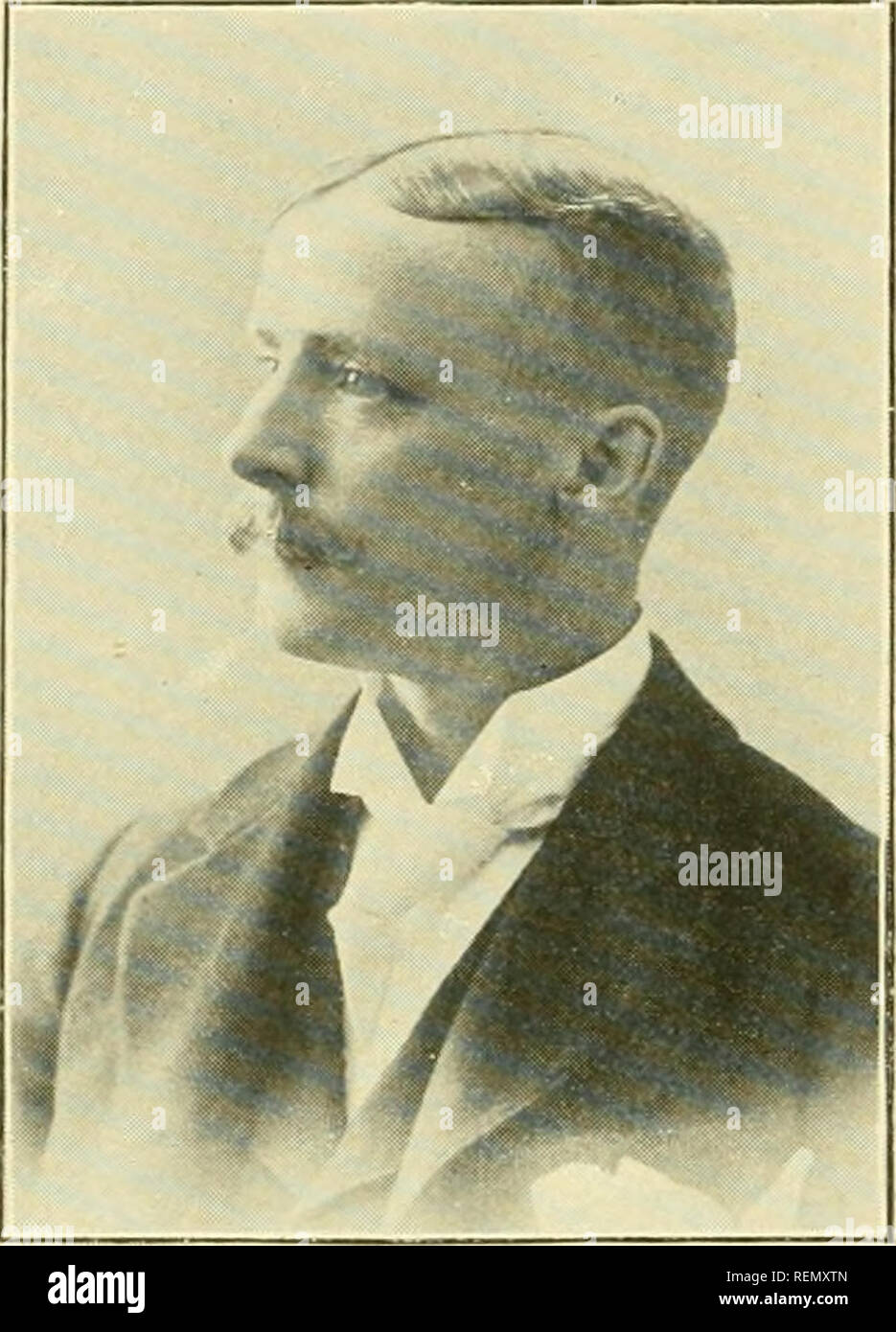 . Il club Guida di Greater Boston. Horse Racing; cavalli. 12 Il club Guida di Greater Boston F'prurito. William P. Boutelle, Randolph K. Clarke. D. W. Sullivan, Walter E. Newbert, Fred S. Gore, Wilbur S. Littlefield, Fred S. Eldredge, Charles L. Giovani, Guglielmo II. Brummett. Edgar O. Eglefino, J. W'. Linne- han, William J. Fitzgerald e Charles L.. FRED J. BRAND Presidente 1903-1904 cerve; comitato delle finanze, T. A. Bresnahan, S. un'alter Wales, Albert Fellows, mandorla S. Gushee; comitato di appartenenza, George E. Griffin, il Dott. R. W. Balkam, E. S. Harris, nel- figlio Pierce e C. M. jNIandell; cancelliere Foto Stock