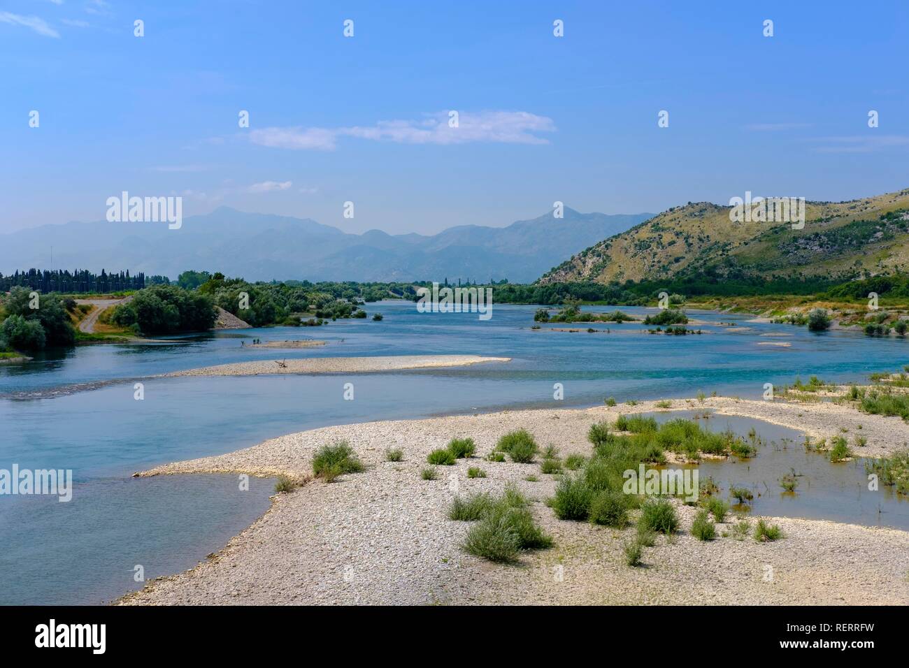 Di Moraca River, vicino Golubovci vicino a Podgorica, Montenegro Foto Stock