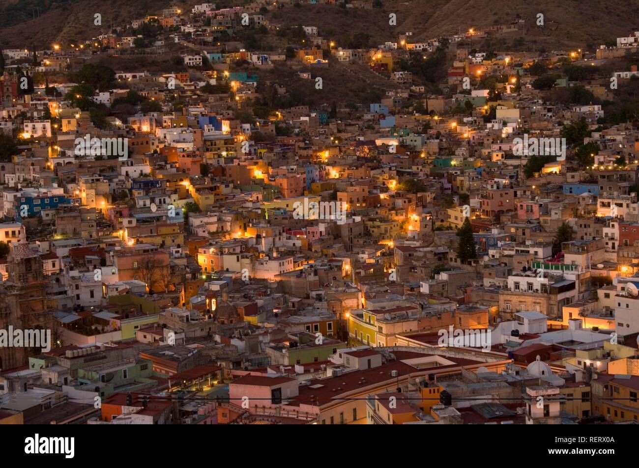 Vista sulla storica città di Guanajuato, Sito Patrimonio Mondiale dell'UNESCO, Provincia di Guanajuato, Messico Foto Stock