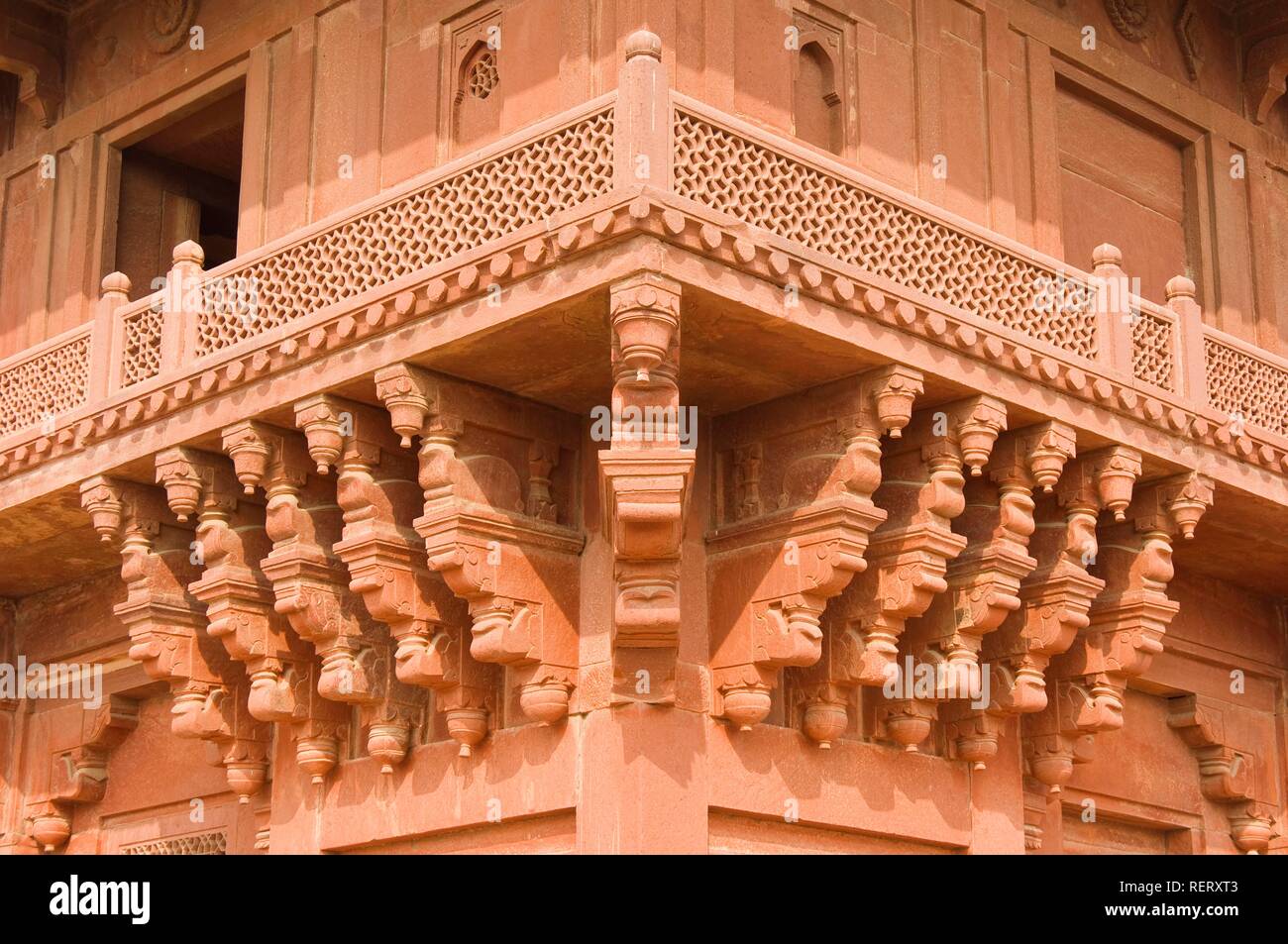 Diwan-i-Khas, Hall di pubblico privato, sito Patrimonio Mondiale dell'UNESCO, Fatehpur Sikri, Uttar Pradesh, India, Asia del Sud Foto Stock