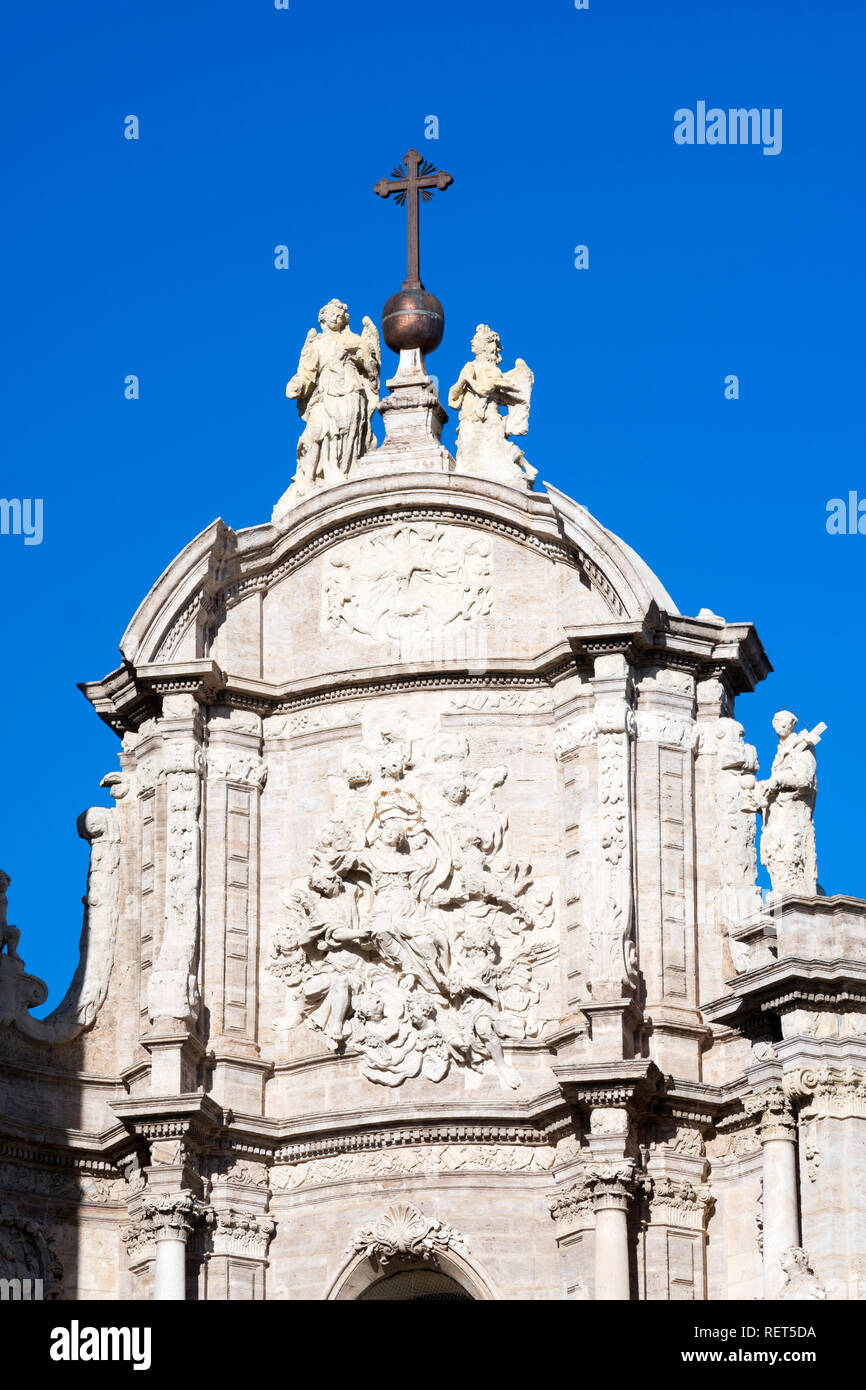 La facciata barocca della cattedrale di Valencia, Spagna, Europa Foto Stock