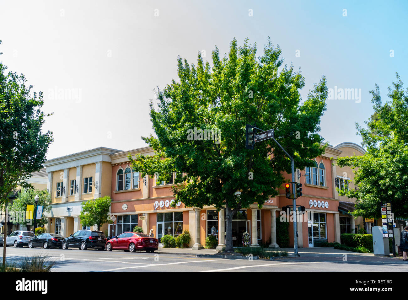 La bella città di Healdsburg in California si trova lungo il Redwood Highway 101 nella California del Nord e Stati Uniti d'America Foto Stock