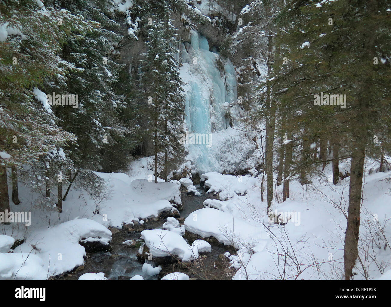 Cascata di ghiaccio, Serrai di Sottoguda gorge, Dolomiti, Italia Foto stock  - Alamy