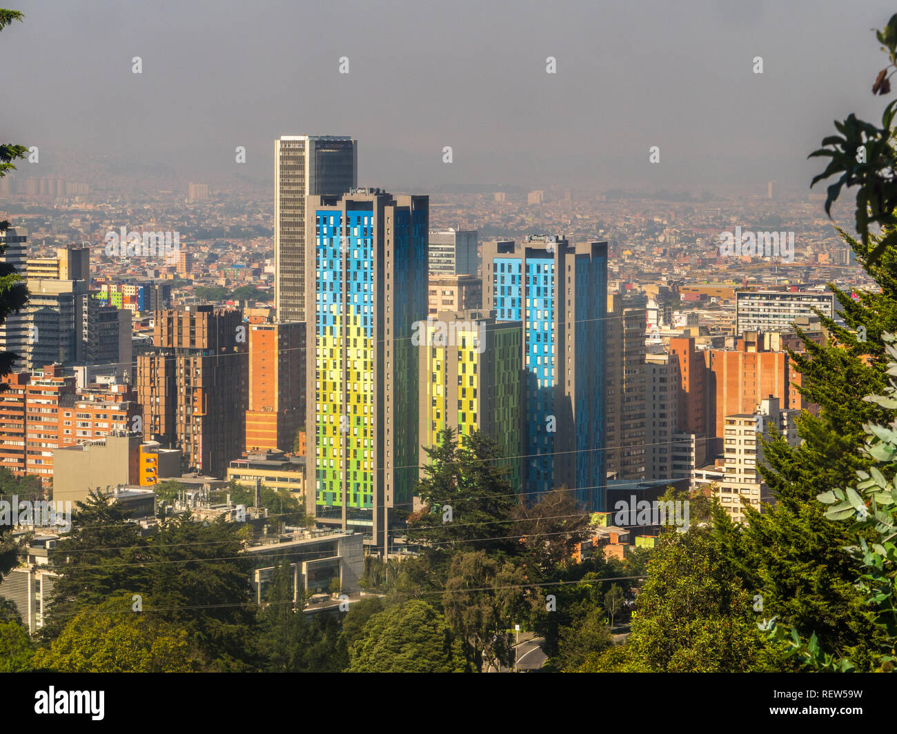 Bogotà, Colombia - 23 Novembre 2018: vista per il centro di Bogotà dalla cima della montagna Monserrate, Bogotá, Colombia, America Latina Foto Stock