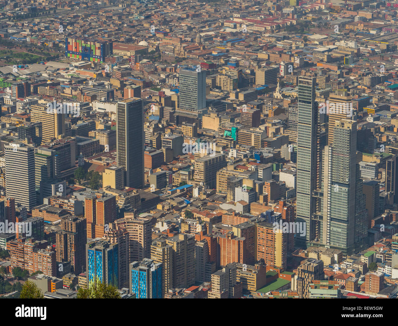 Bogotà, Colombia - 23 Novembre 2018: vista per il centro di Bogotà dalla cima della montagna Monserrate, Bogotá, Colombia, America Latina Foto Stock