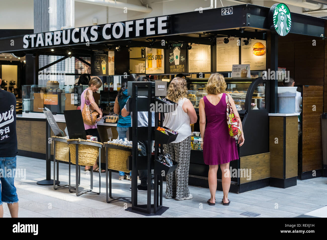 1 settembre 2017 Milpitas/CA/USA - caffè Starbucks in grande Mall, San Francisco Bay Area Foto Stock