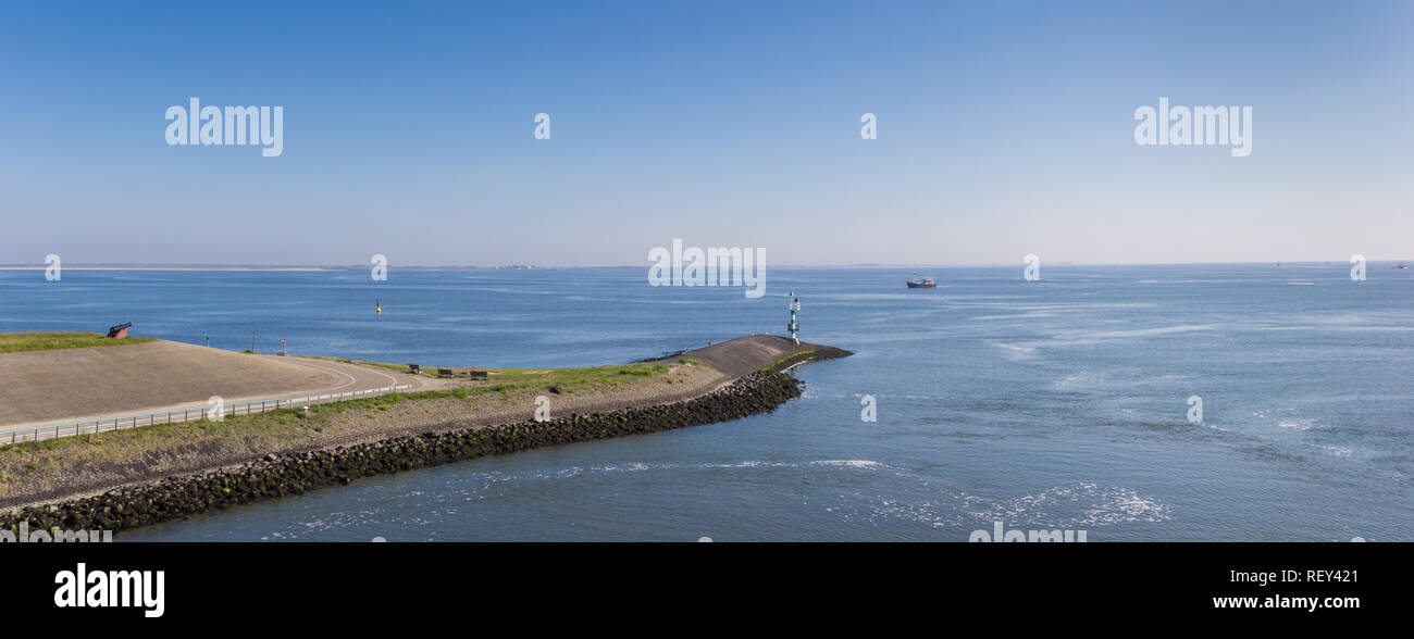 Pier nel mare di Wadden a Den Helder, Paesi Bassi Foto Stock