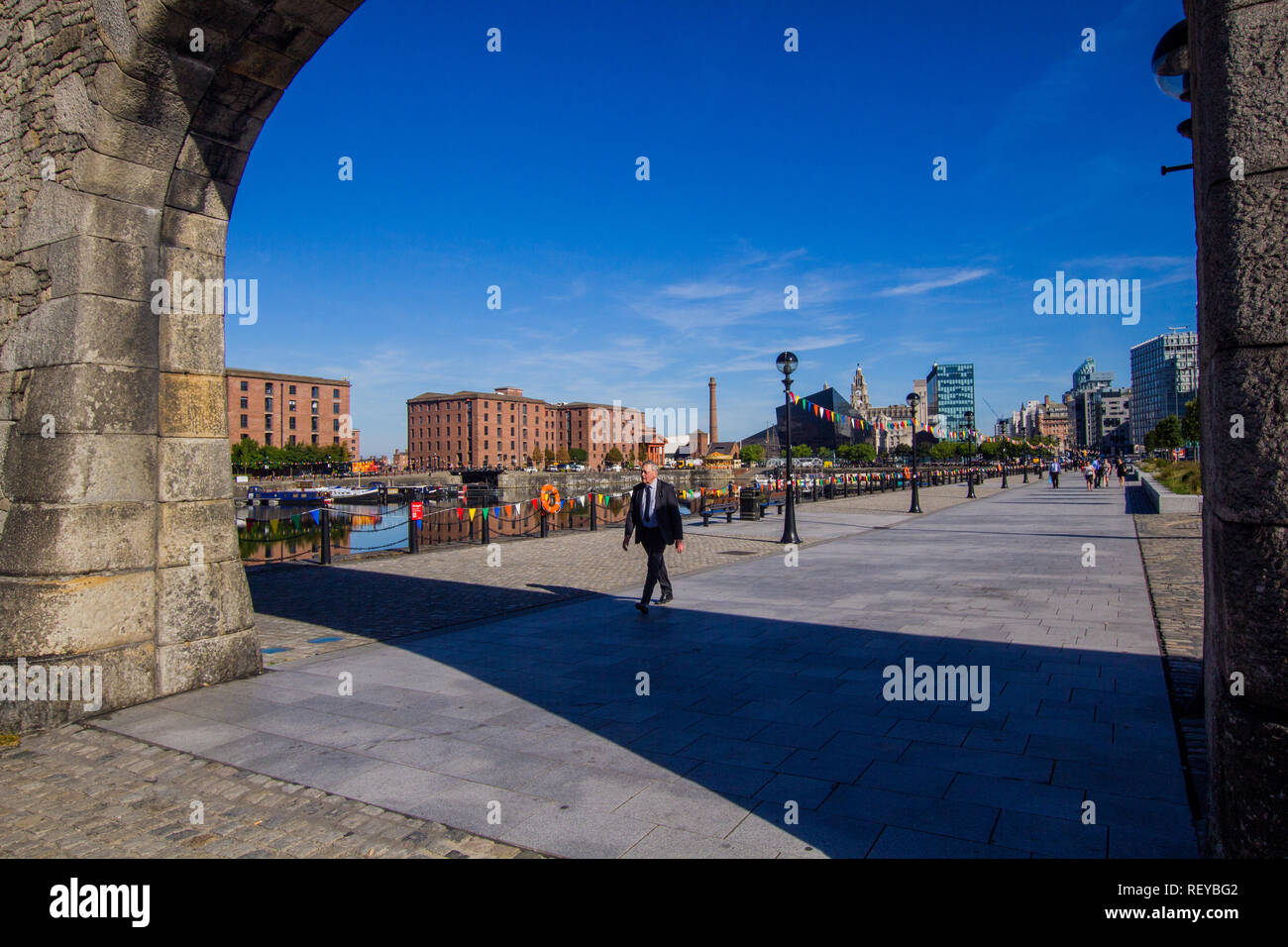 Vista dell'Albert Dock e Pier Head, Liverpool Foto Stock