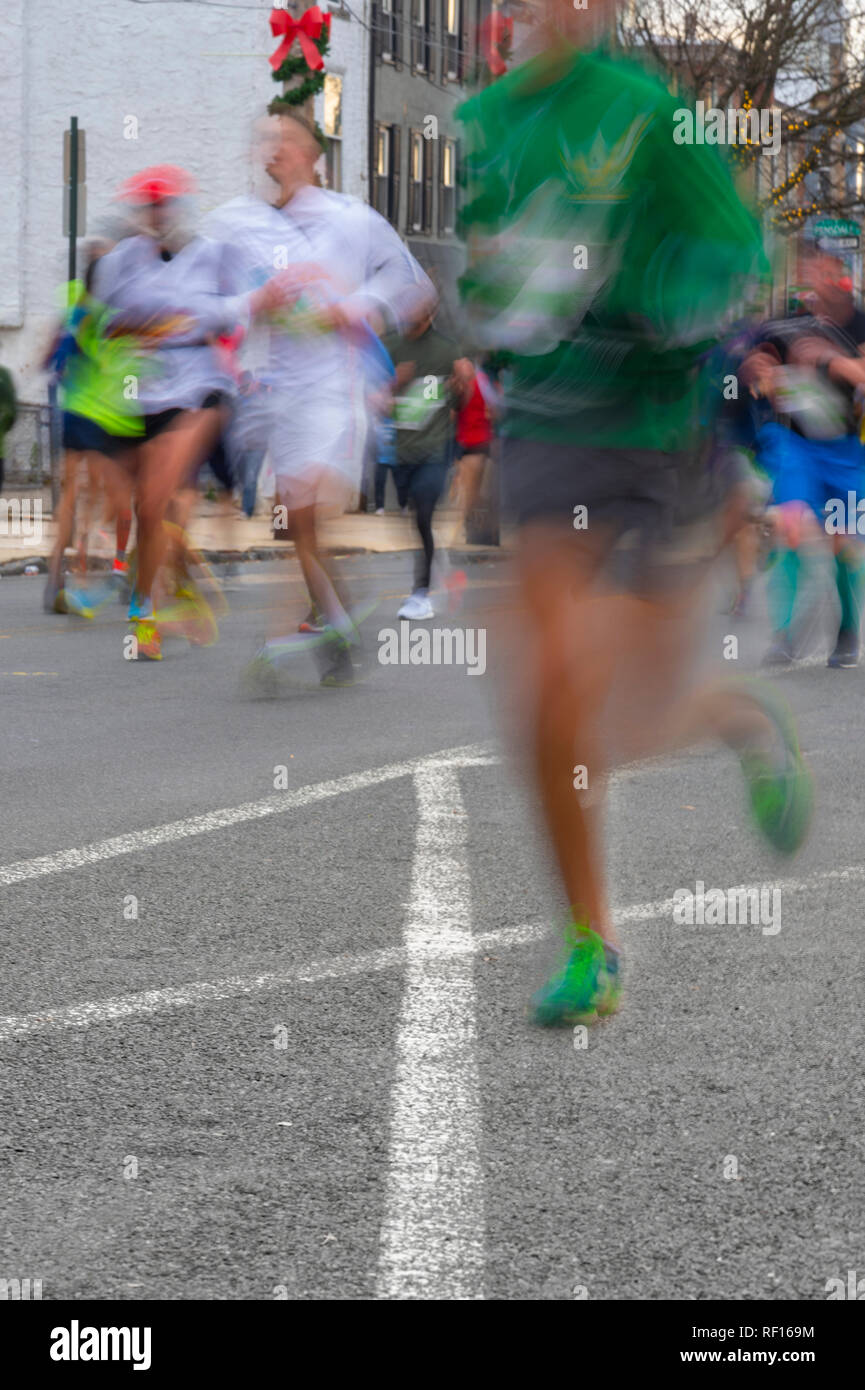 Guide sfocate nel 2018 Philadelphia Marathon Foto Stock