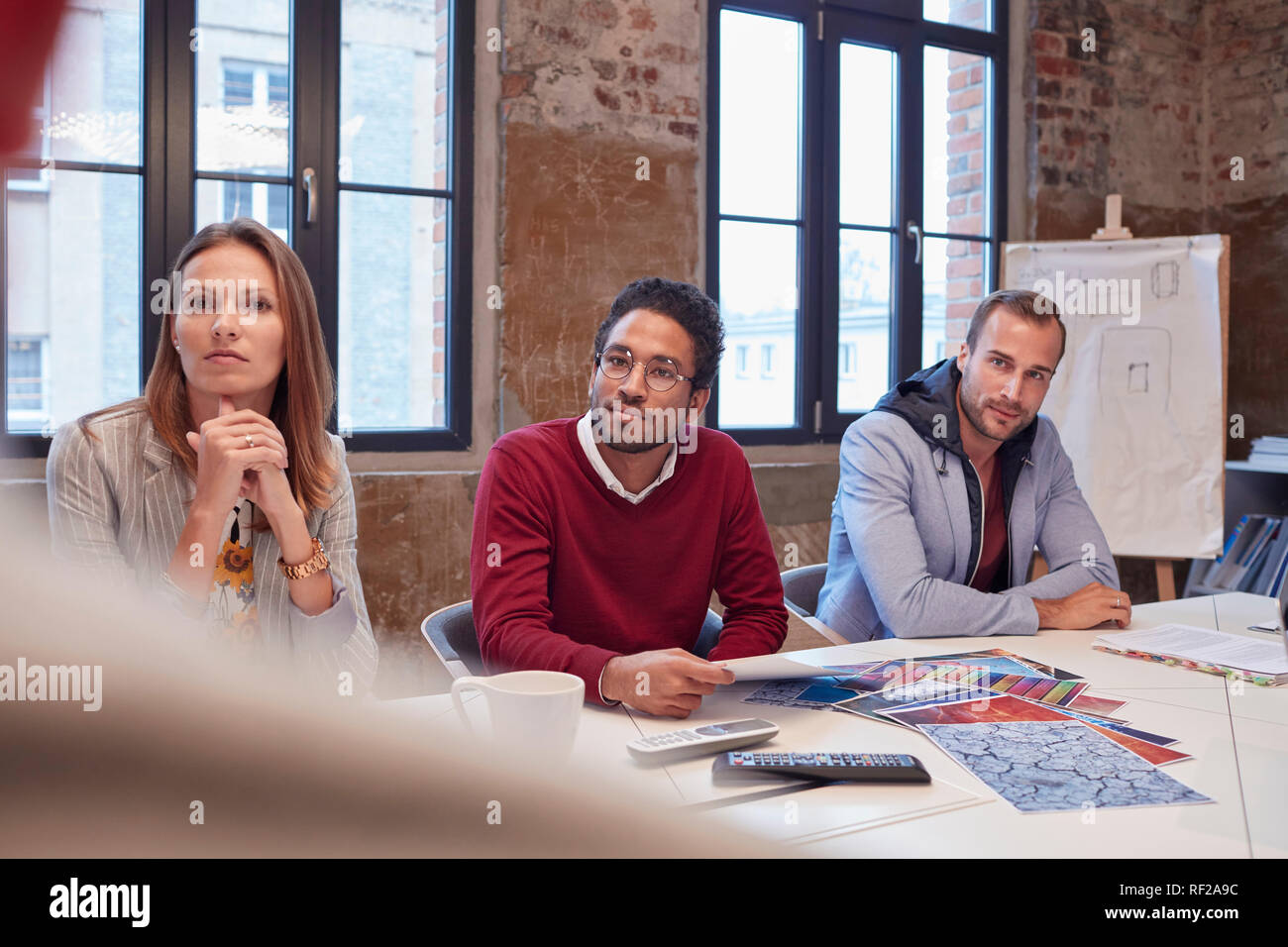 La gente di affari ad una riunione strategica in ufficio Foto Stock