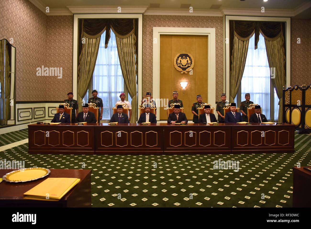 Kuala Lumpur, Malesia. 24 gen 2019. La Malaysia ha Conferenza dei governanti è tenuto a Istana Negara (Palazzo Nazionale) di Kuala Lumpur in Malesia, Gennaio 24, 2019. La Malaysia ha Conferenza dei governanti giovedì denominato Sultan Abdullah Sultan Ahmad Shah come il paese del XVI re che serve come il capo di Stato costituzionale, membro news agency Bernama segnalati. Credito: Jabatan Penerangan Malesia/Xinhua/Alamy Live News Foto Stock