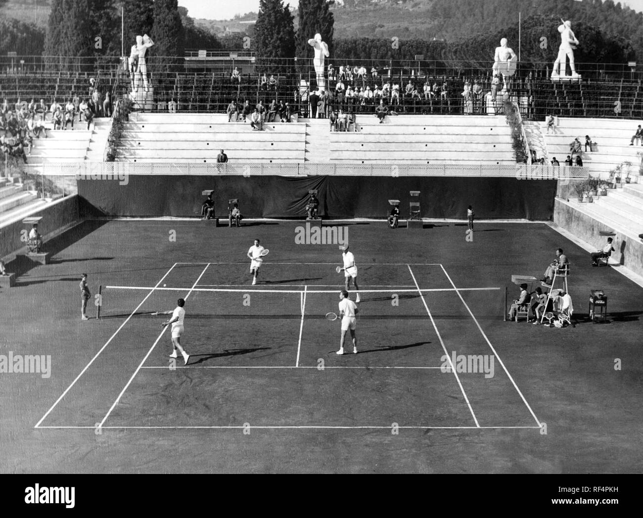 Roma, tennis campionato italiano, Orlando sirola e Nicola Pietrangeli, 1955 Foto Stock