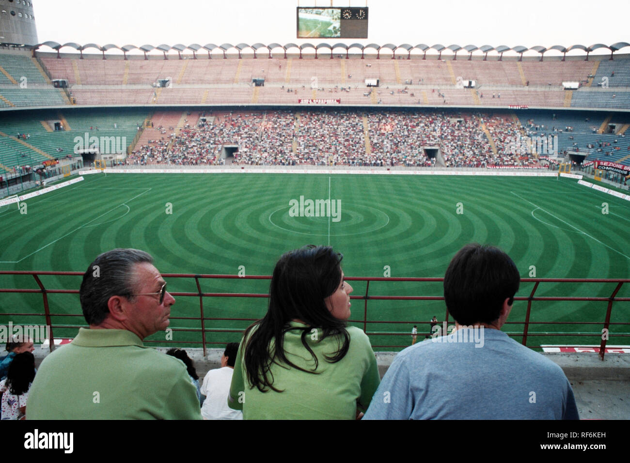 Vista generale dello stadio di San Siro, Milano, Italia, casa di AC Milan e Inter Milan, raffigurato su 24 Luglio 1993 Foto Stock