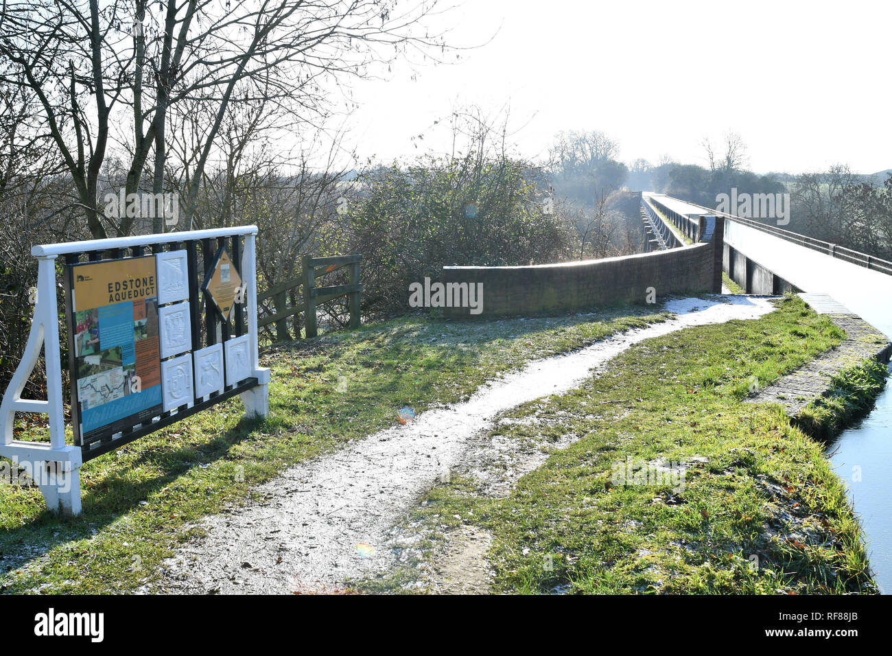 Acquedotto Edstone su 4 chilometri di lunghezza di Stratford-upon-Avon Canal nel Warwickshire. Il 23 gennaio 2019. Foto Stock