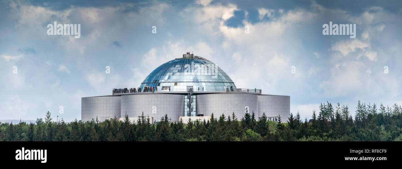 Museo Perlan (perla) Reykjavik, Islanda. Perlan presenta natura Islandese in esclusiva high-tech modi. Foto Stock