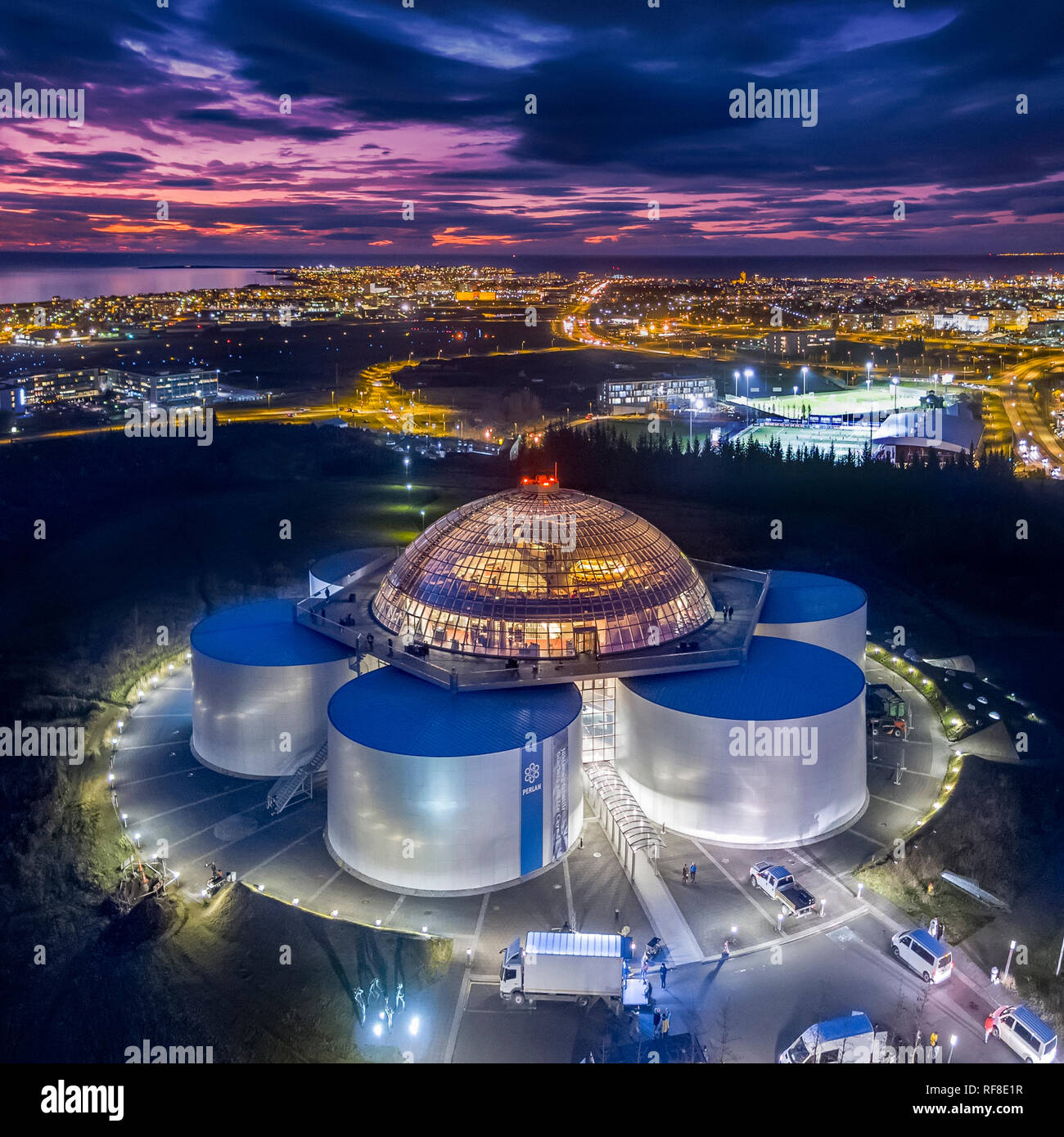 Museo Perlan (perla) Reykjavik, Islanda. Perlan presenta natura Islandese in esclusiva high-tech modi. Foto Stock