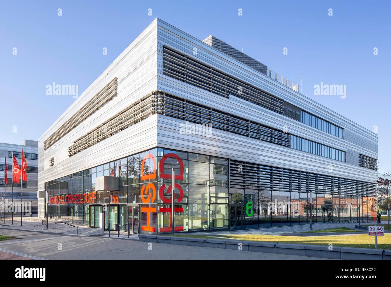 Campus centrale Derendorf di Düsseldorf università di scienze applicate, ex sito dell'Schlösser birreria e Foto Stock