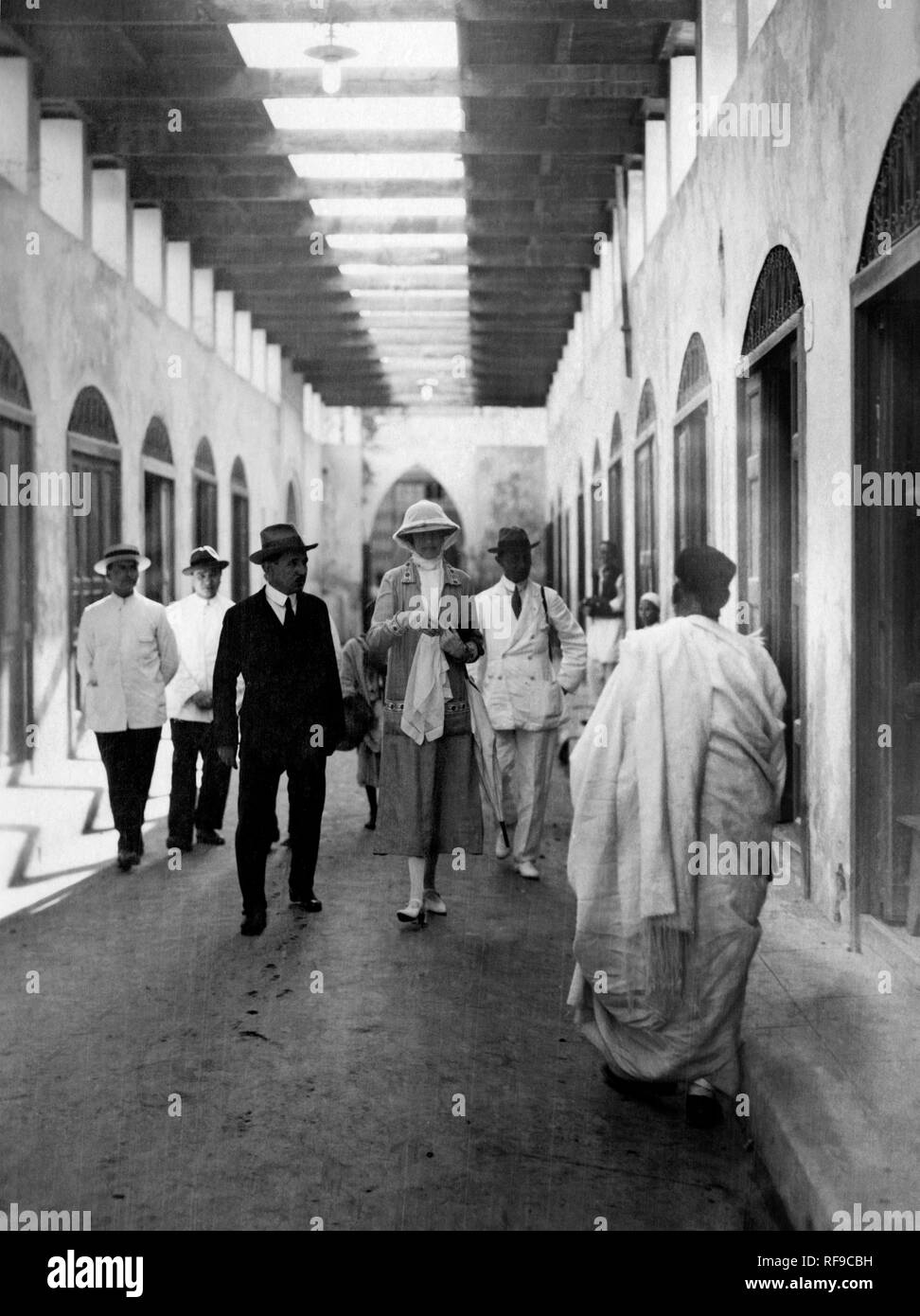 Elena di Savoia, duchessa di Aosta, TRIPOLI 1920 Foto Stock
