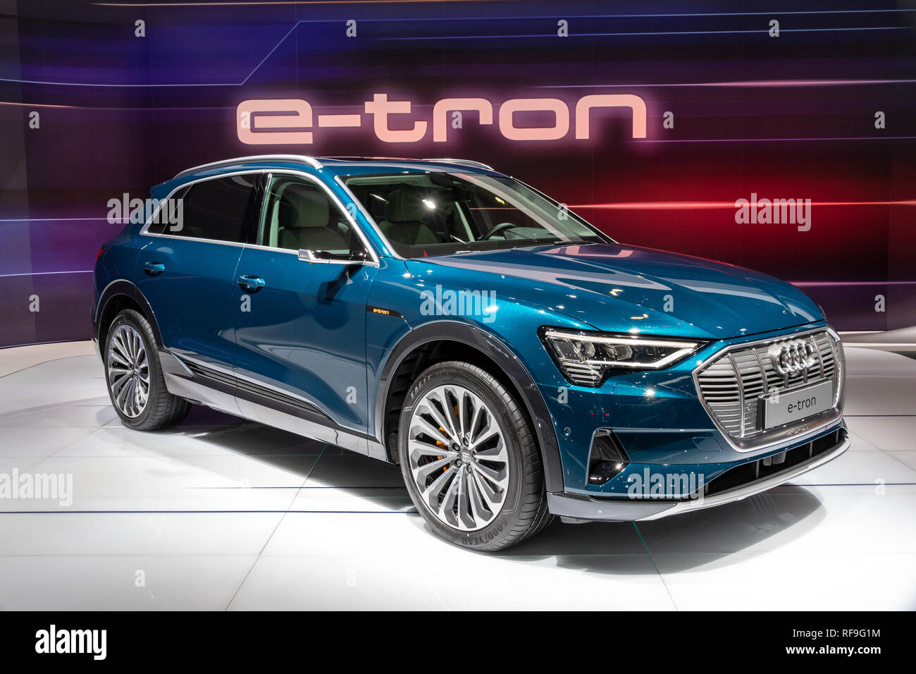 Bruxelles - Jan 18, 2019: Audi e-tron elettrico auto SUV presentati presso la 97Bruxelles Motor Show 2019 Autosalon. Foto Stock