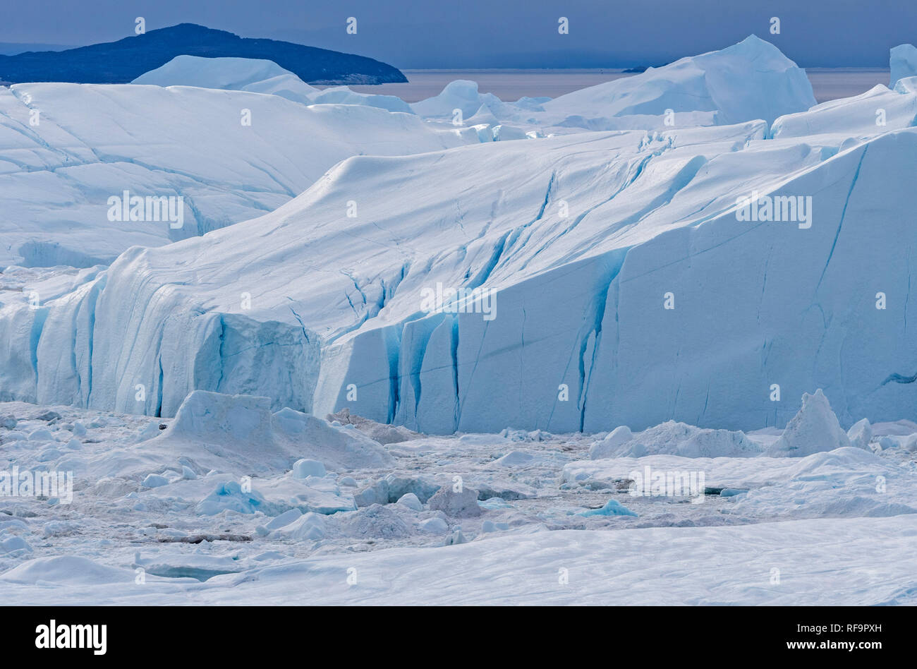 Iceberg congelati nel vedere gli icebergs del icebergs di Ilulissat. Foto Stock