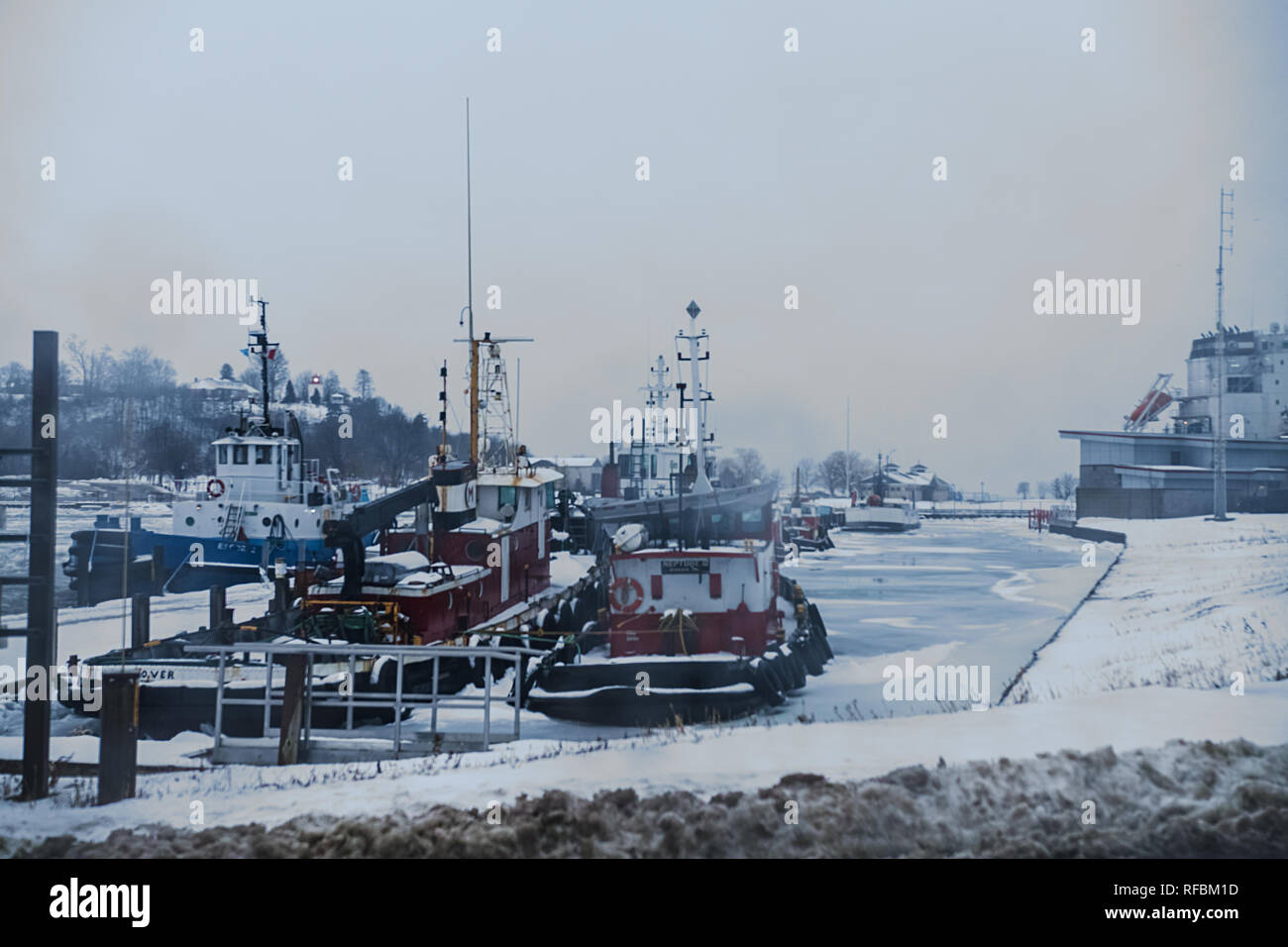 Un'immagine del porto di Goderich in inverno. Foto Stock