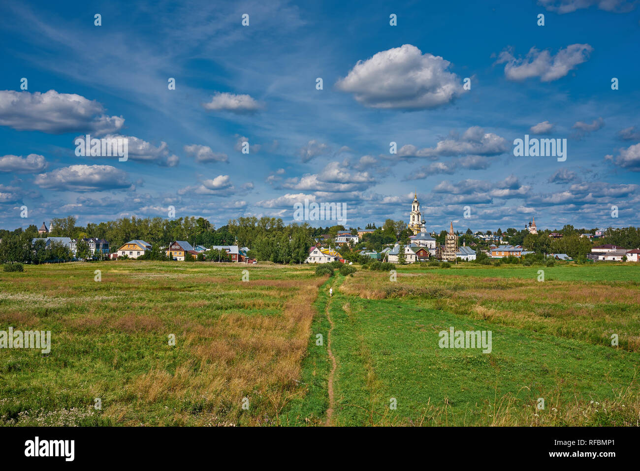 Paesaggio girato da Suzdal, Russia. Uno dei luoghi dello storico anello d'Oro intorno a Mosca. Foto Stock