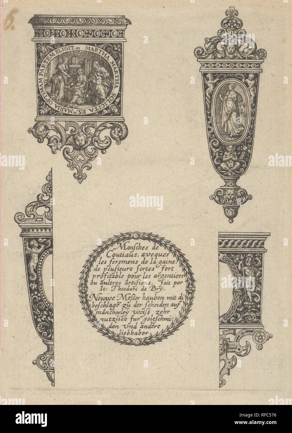 Design per quattro manici per coltelli con titolo. Artista: Johann Theodor de Bry (Netherlandish, Strasburgo 1561-1623 Bad Schwalbach). Dimensioni: foglio: 6 1/8 x 5 in. (15,5 × 12,7 cm). Data: 1580-1600. Pannello con quattro coltelli diversi modelli di maniglia, con il titolo in una corona al centro in basso. Il disegno in alto a sinistra mostra Gesù e Maria nella casa di Marta in un ovale. Museo: Metropolitan Museum of Art di New York, Stati Uniti d'America. Foto Stock Design per quattro manici per coltelli con titolo. Artista: Johann Theodor de Bry (Netherlandish, Strasburgo 1561-1623 Bad Schwalbach). Dimensioni: foglio: 6 1/8 x 5 in. (15,5 × 12,7 cm). Data: 1580-1600. Pannello con quattro coltelli diversi modelli di maniglia, con il titolo in una corona al centro in basso. Il disegno in alto a sinistra mostra Gesù e Maria nella casa di Marta in un ovale. Museo: Metropolitan Museum of Art di New York, Stati Uniti d'America. Foto Stock