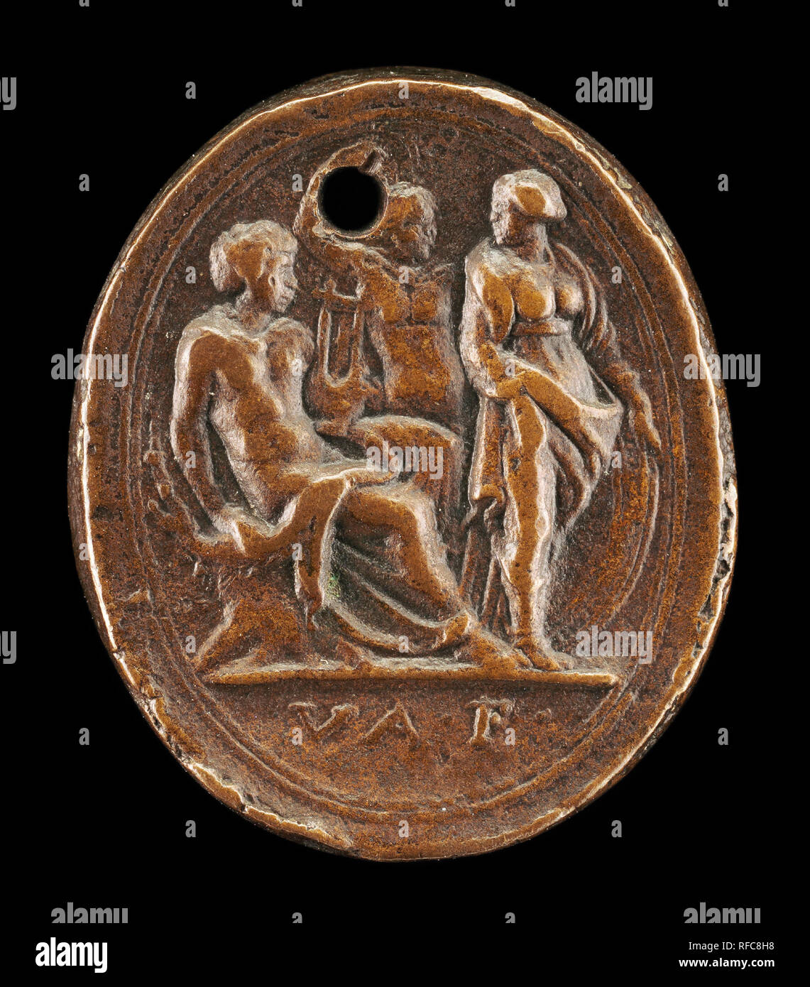 Apollo. Dimensioni: in generale (ovale): 2,5 x 2,1 cm (1 x 13/16 in.) Peso lordo: 9 gr. Medio Bronzo://medio patina marrone. Museo: National Gallery of Art di Washington DC. Autore: Valerio Belli. Foto Stock