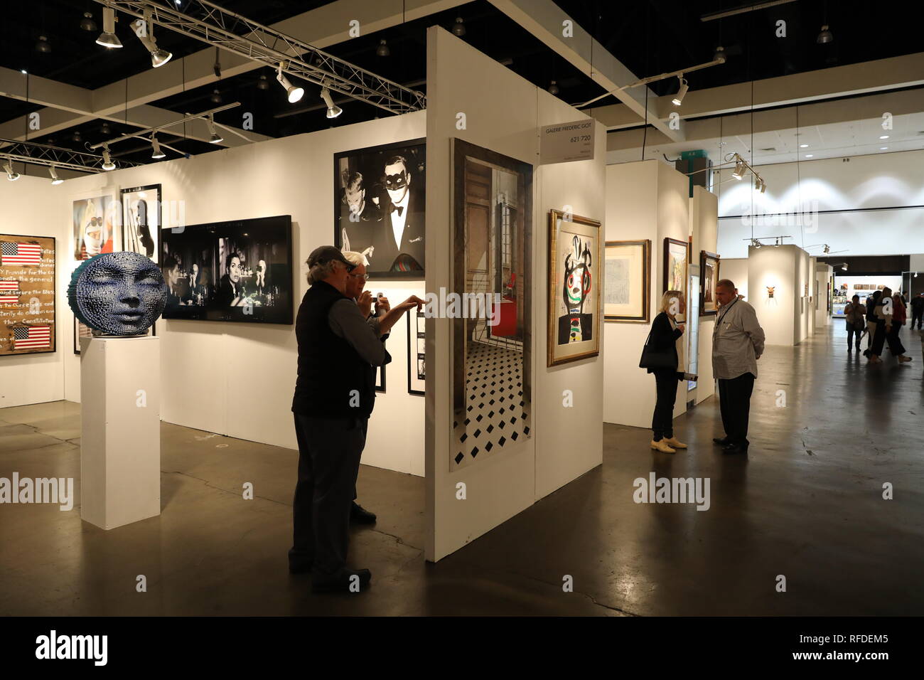 Los Angeles, CA/USA - 1/24/2019: La Mostra d'arte al Los Angeles Convention Center che è il più completo di arte contemporanea internazionale S Foto Stock