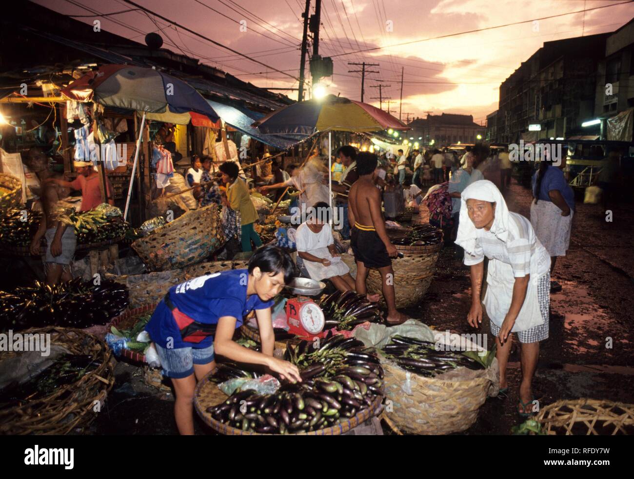 Mercato del carbonio a Cebu City, isola di Cebu, Filippine Foto Stock