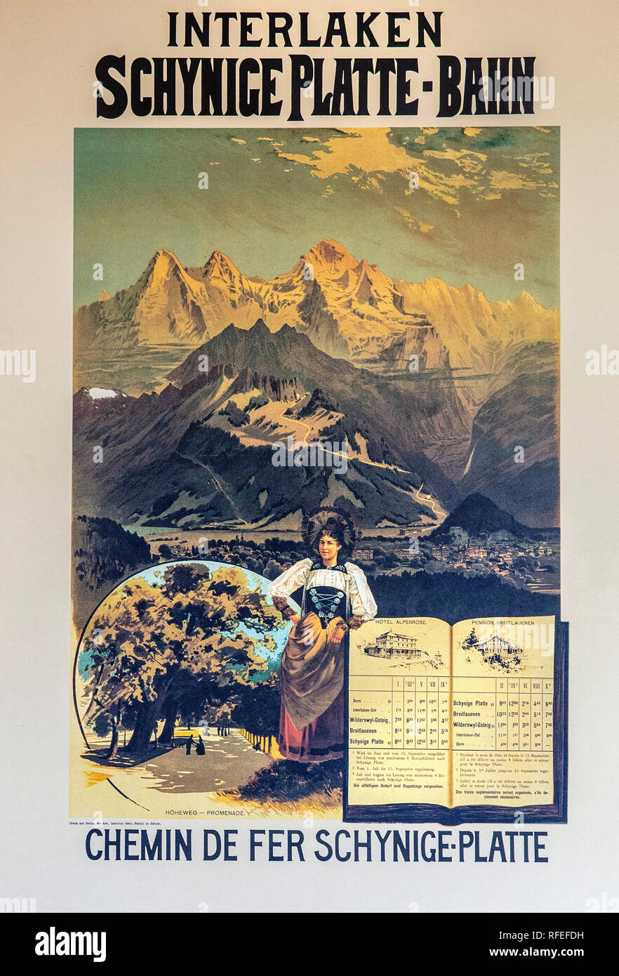 La Svizzera, Alpi Berner Oberland, la molla. A Wilderswil, Schynige Platte. Vintage di promozione del turismo. Treno poster. Foto Stock