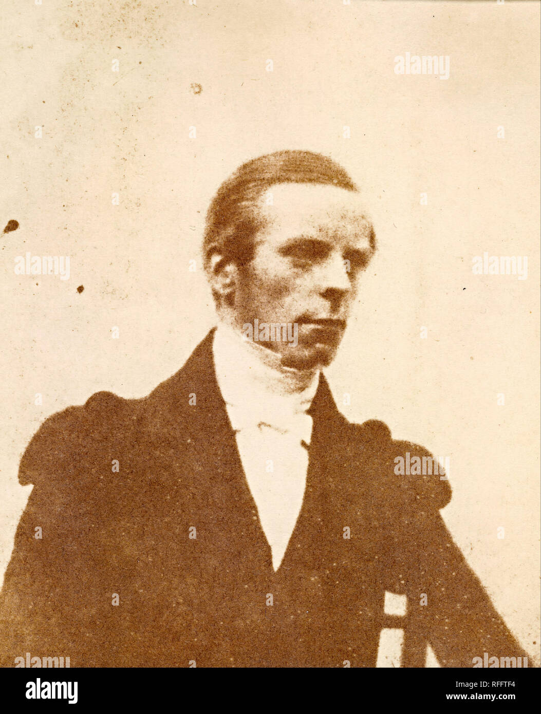 Nessun titolo (Ritratto di un uomo). Data/Periodo: ca. 1843. Fotografia. Carta salata salata fotografia fotografia della carta. Altezza: 76 mm (2.99 in); larghezza: 66 mm (2,59 in). Autore: William Henry Fox Talbot. Foto Stock
