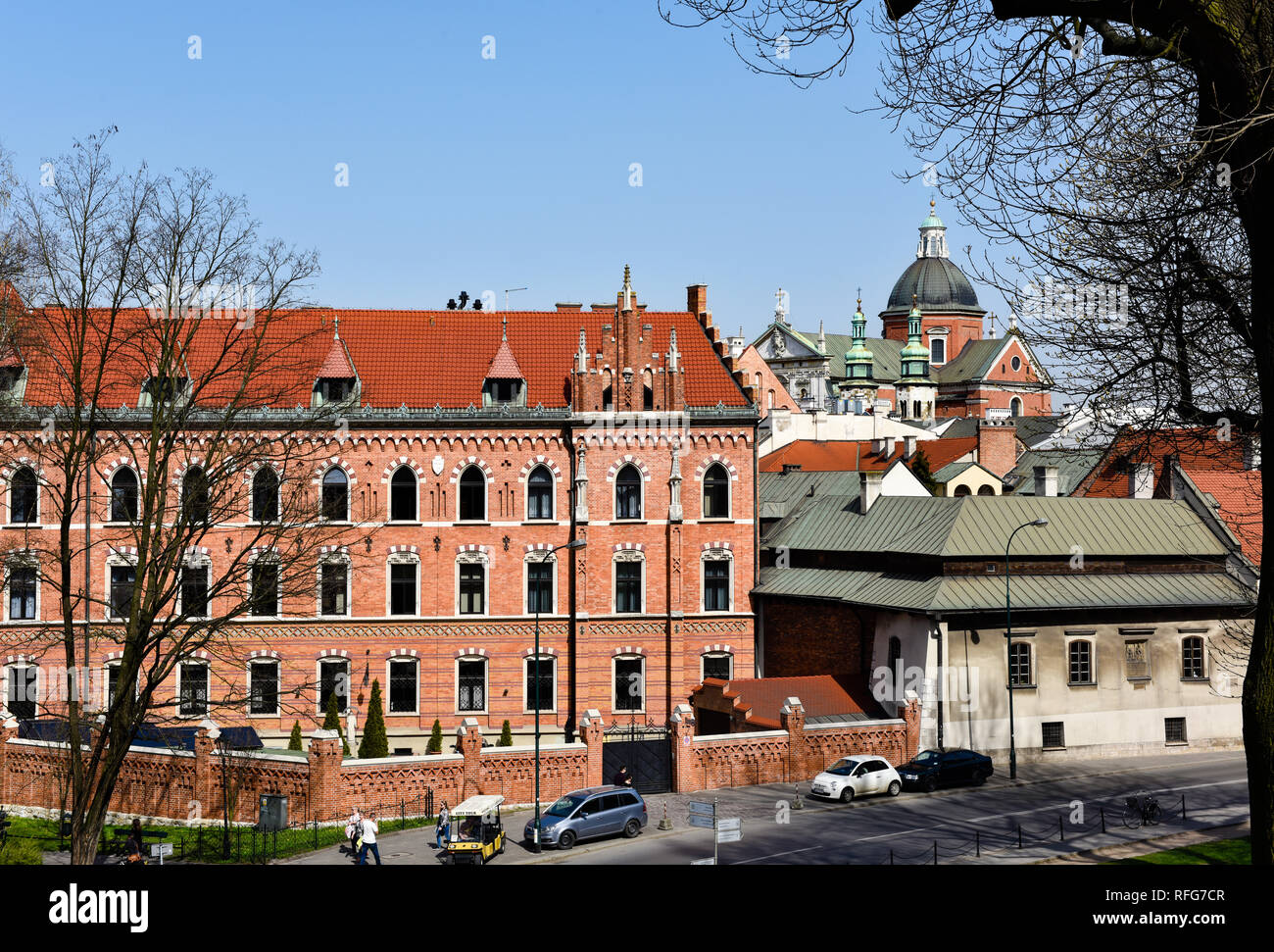 Vista sulle università papale di Giovanni Paolo II a Cracovia in Polonia Foto Stock