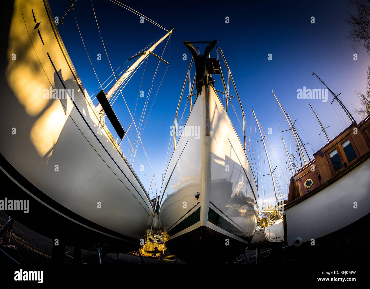 Barche in storage - Bowness-on-Windermere Foto Stock