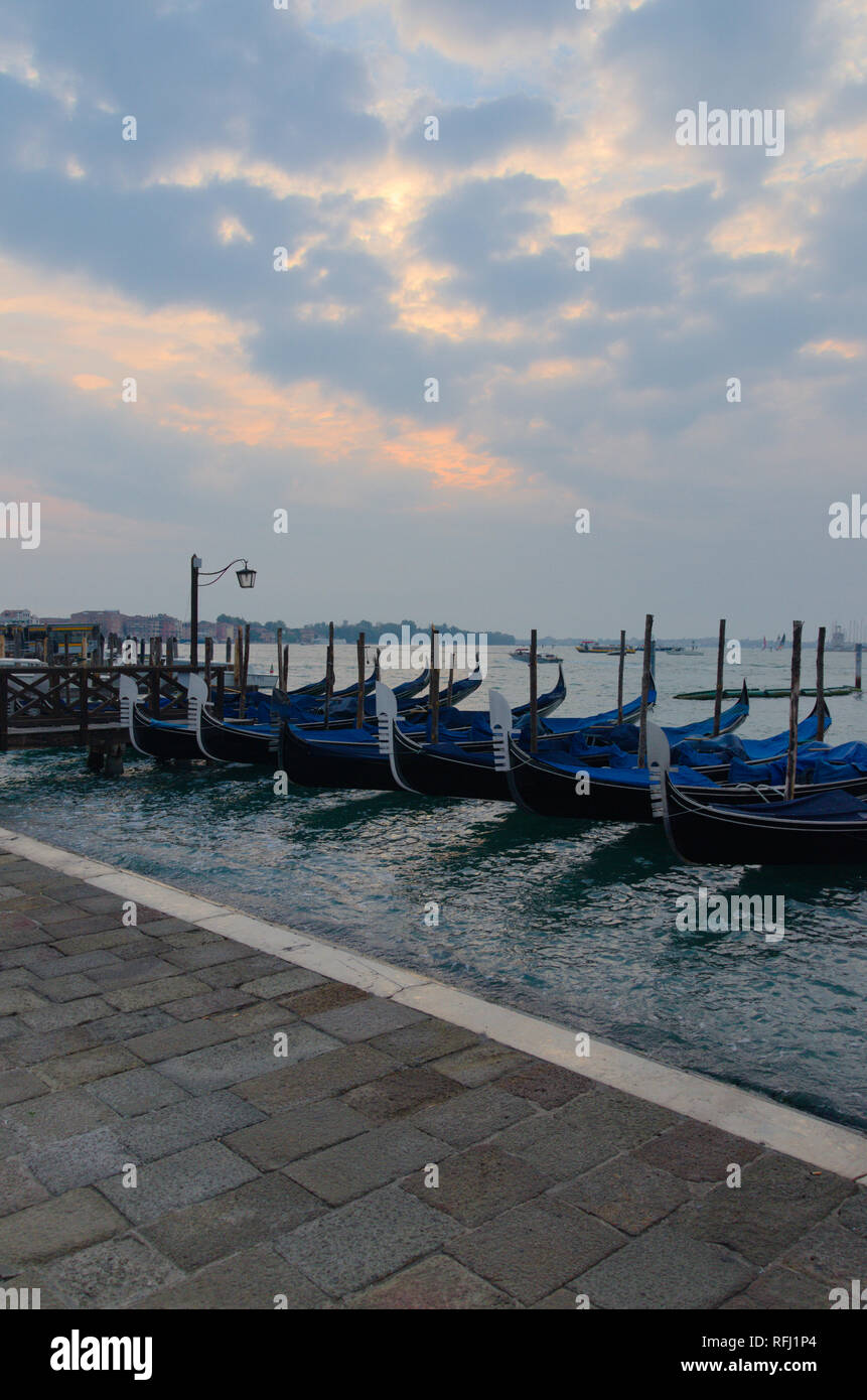 Gondole a Venezia Foto Stock