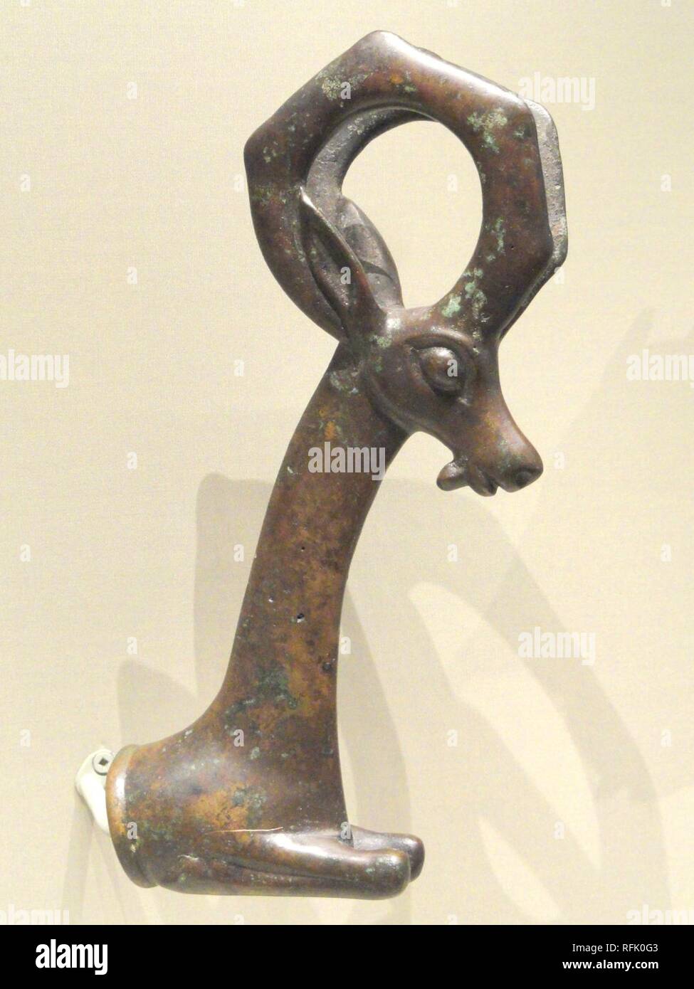 Axel tappo albero, 800-700 A.C. Luristan, Iran, bronze - Cleveland Foto Stock
