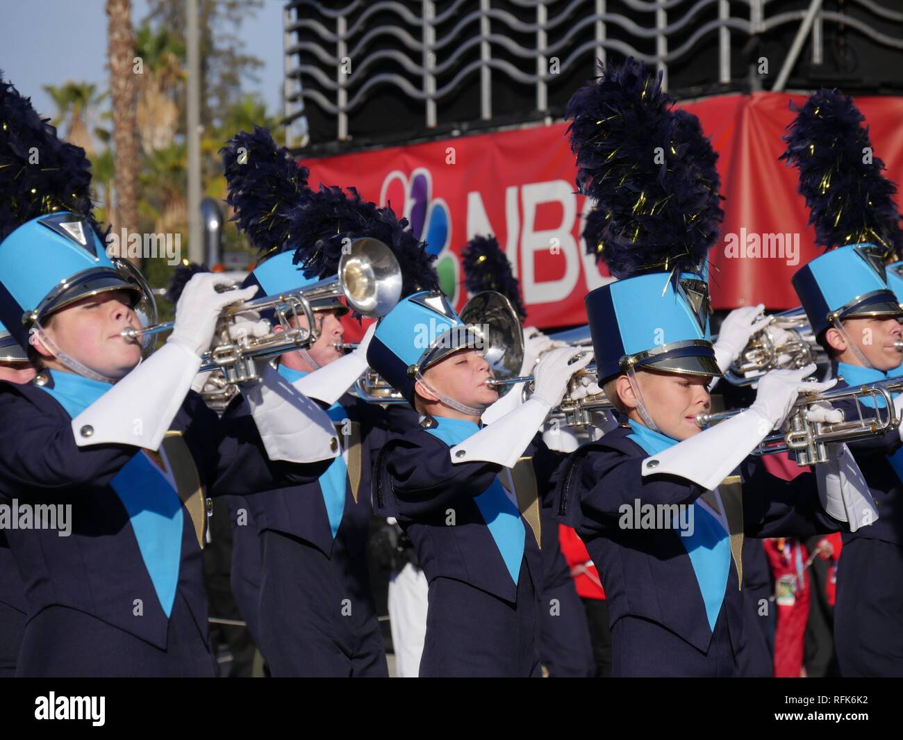 PASADENA, CALIFORNIA-Gennaio 1, 2018:Close up della tromba giocatori di Westlake High School Marching Band Thunder presso la 129torneo delle rose Foto Stock