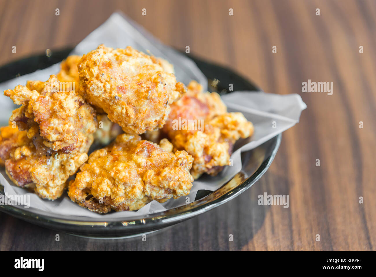 Deep Fried Chicken - soft focus Foto Stock
