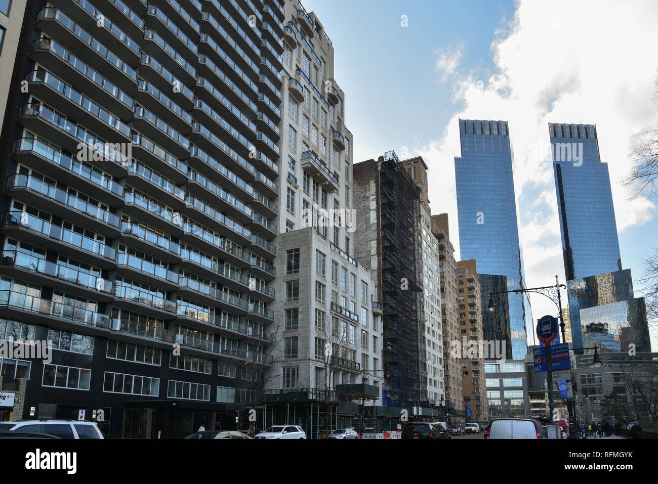 Un record in frantumi $238 milioni di acquisto di un attico di Manhattan a 220 Central Park South è nelle mani del miliardario e la cittadella di hedge fund f Foto Stock