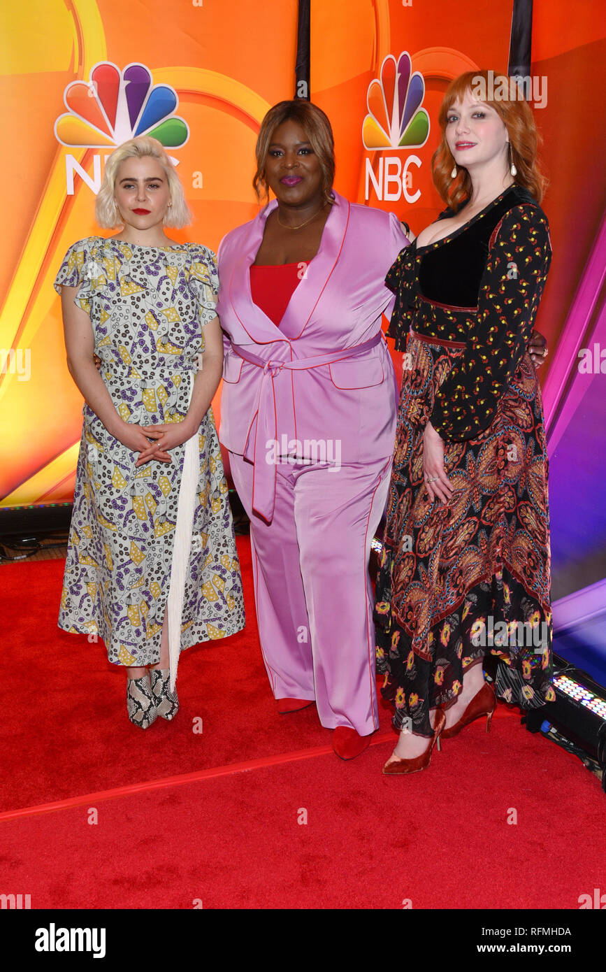 Mae Whitman, retta e Christina Hendricks frequentare NBC's New York a metà stagione premere giuncata a Four Seasons Hotel New York il 24 gennaio 2019 a New Yor Foto Stock