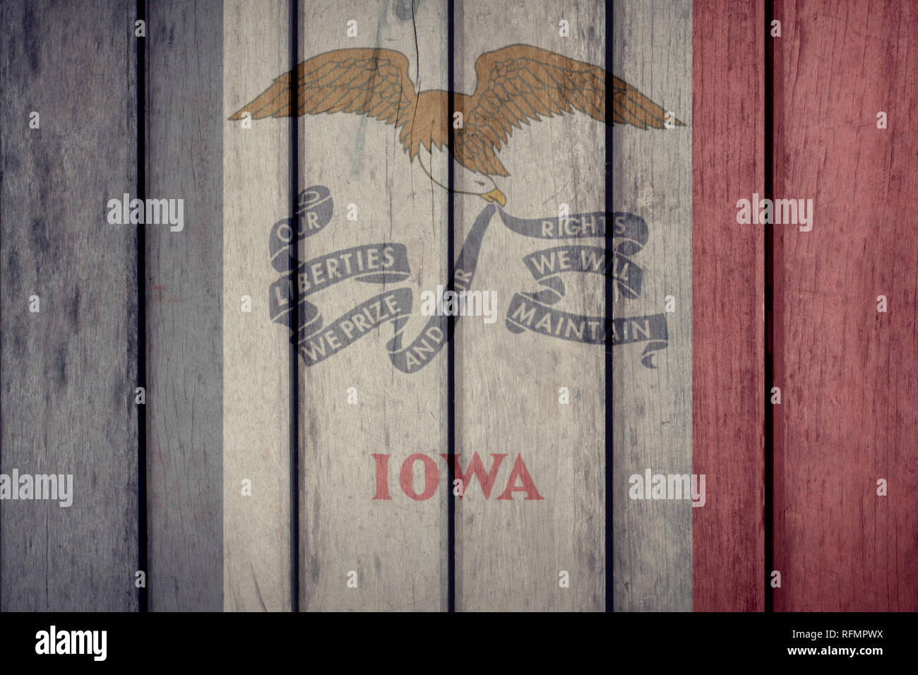 USA la politica News Concept: uno Stato USA Iowa bandiera recinzione di legno Foto Stock