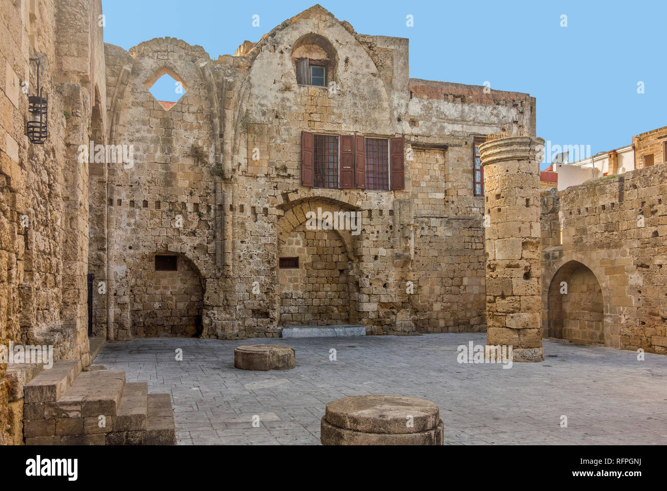 Resti della Vergine dei burgh Chiesa, Rodi, Grecia Foto Stock