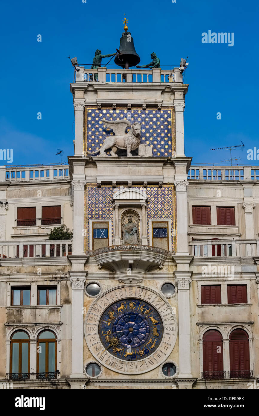 Il campanile, la Torre dell'Orologio, su Piazza San Marco, Piazza San Marco Foto Stock