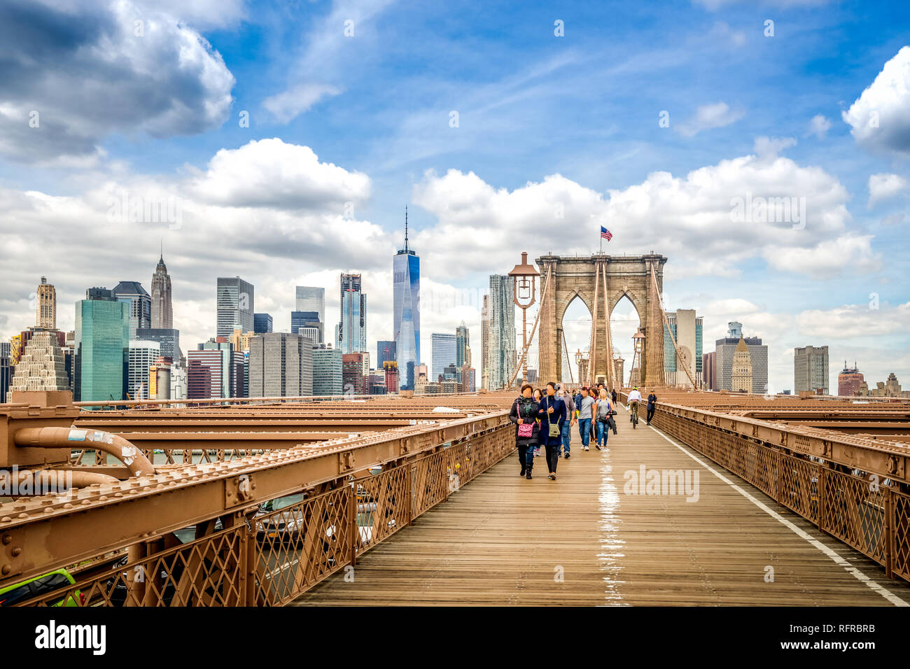 Skyline e Ponte di Brooklyn, New York City, Stati Uniti d'America Foto Stock